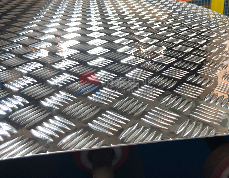 【河南明泰鋁業】東莞3mm厚花紋鋁板價格多少?